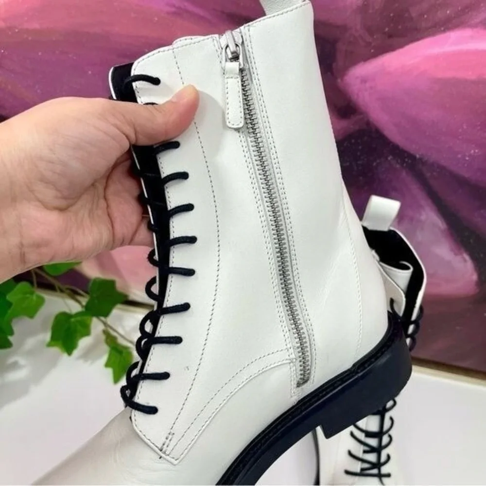 NWOB Tory Burch‎ Double-T Croc Embossed Combat Boot in Blanc Size 7.5